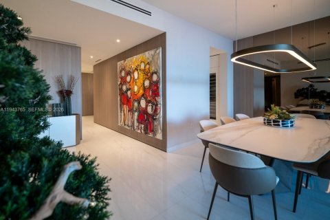 Condo in Miami, Florida, 3 bedrooms  № 2052780 - photo 29