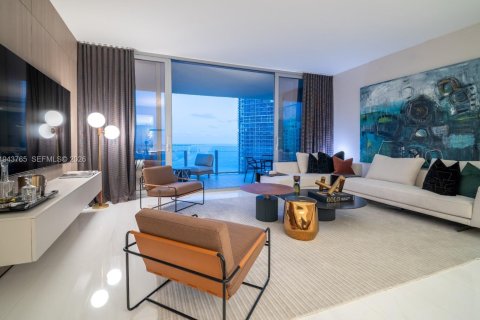Condo in Miami, Florida, 3 bedrooms  № 2052780 - photo 14