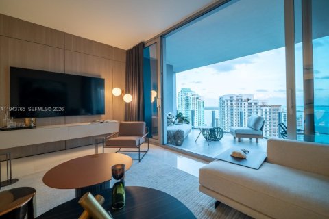 Condo in Miami, Florida, 3 bedrooms  № 2052780 - photo 16