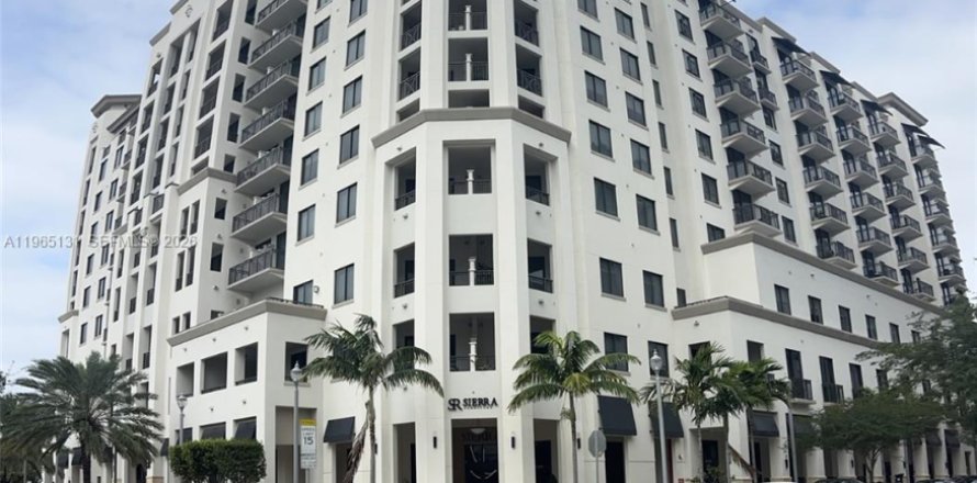 Condominio en Coral Gables, Florida, 1 dormitorio  № 2026474