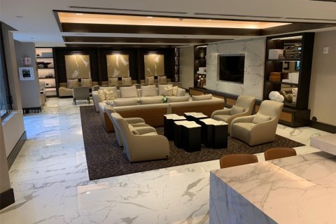 Condominio en alquiler en Coral Gables, Florida, 1 dormitorio, 50.63 m2 № 2026474 - foto 18