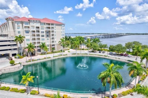 Condominio en venta en Bradenton, Florida, 2 dormitorios, 146.32 m2 № 1910940 - foto 3