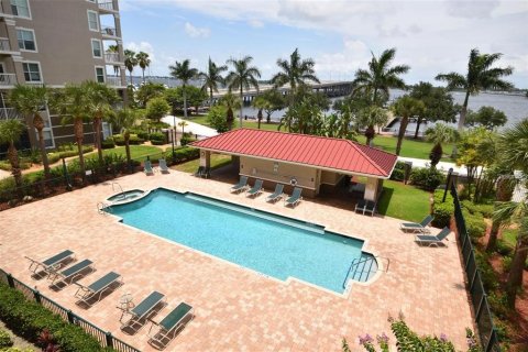 Condominio en venta en Bradenton, Florida, 2 dormitorios, 146.32 m2 № 1910940 - foto 30