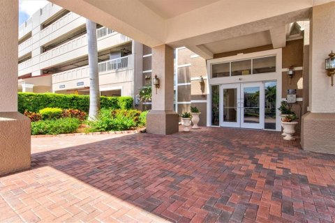 Condominio en venta en Bradenton, Florida, 2 dormitorios, 146.32 m2 № 1910940 - foto 4