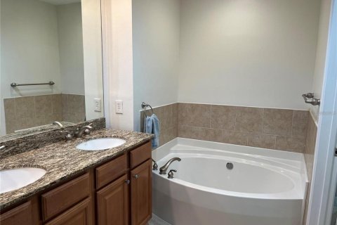 Condominio en venta en Bradenton, Florida, 2 dormitorios, 146.32 m2 № 1910940 - foto 18