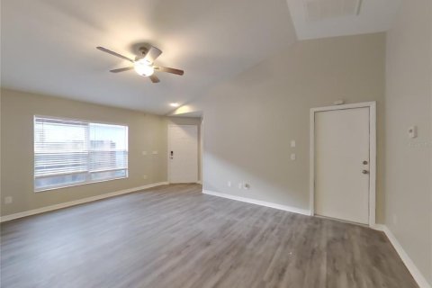 Villa ou maison à louer à Lutz, Floride: 3 chambres, 120.77 m2 № 2429049 - photo 4