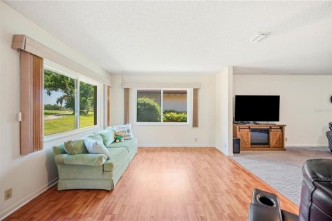 House in Winter Haven, Florida 2 bedrooms, 160.26 sq.m. № 1643308 - photo 7