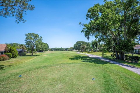 House in Winter Haven, Florida 2 bedrooms, 160.26 sq.m. № 1643308 - photo 26