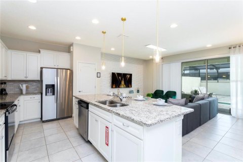 Townhouse in Kissimmee, Florida 5 bedrooms, 210.24 sq.m. № 1751666 - photo 13