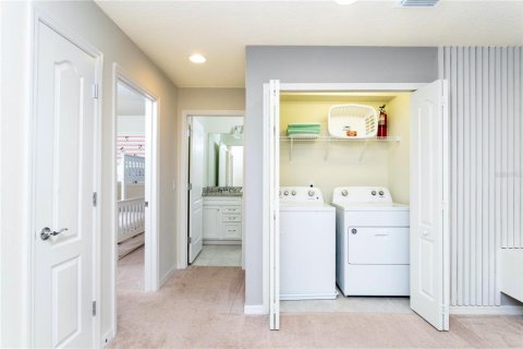 Townhouse in Kissimmee, Florida 5 bedrooms, 210.24 sq.m. № 1751666 - photo 28