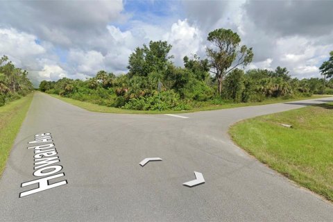 Land in Port Charlotte, Florida № 2162892 - photo 3