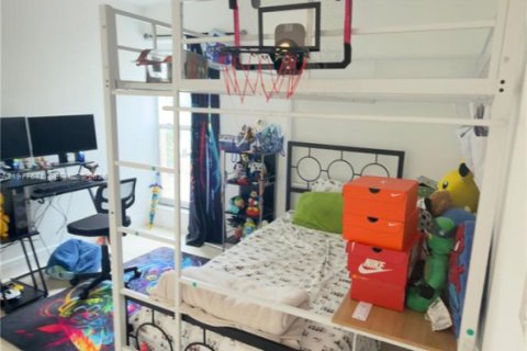 Condominio en venta en North Miami, Florida, 2 dormitorios, 97.18 m2 № 2042352 - foto 13