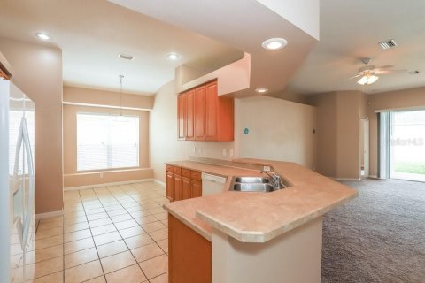 Casa en alquiler en Ruskin, Florida, 4 dormitorios, 194.63 m2 № 2284398 - foto 4