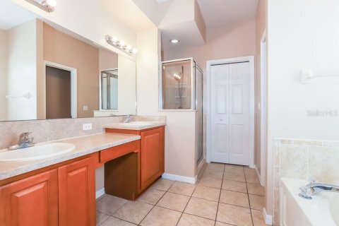 Casa en alquiler en Ruskin, Florida, 4 dormitorios, 194.63 m2 № 2284398 - foto 11
