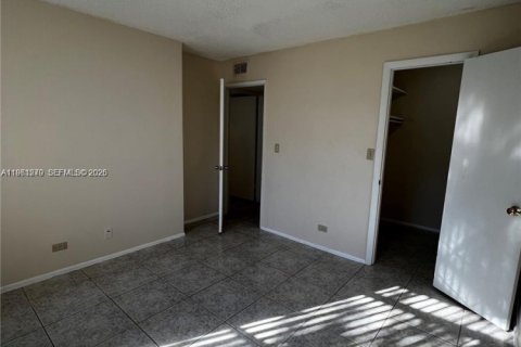 Copropriété à vendre à Lauderhill, Floride: 2 chambres, 117.06 m2 № 2022069 - photo 25
