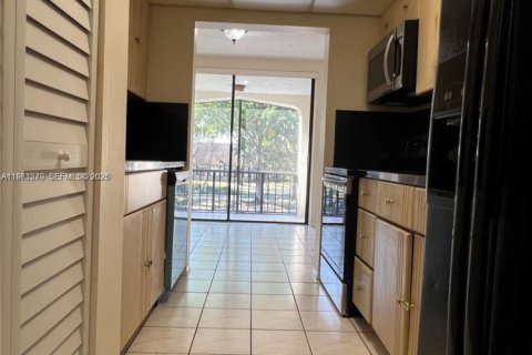 Copropriété à vendre à Lauderhill, Floride: 2 chambres, 117.06 m2 № 2022069 - photo 9