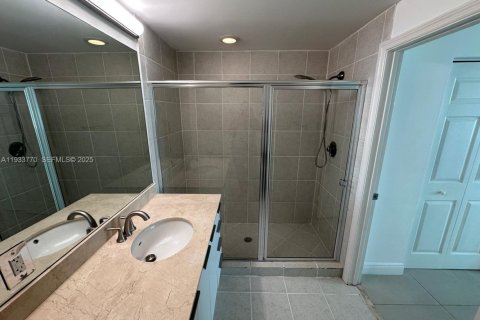 Condominio en venta en Hollywood, Florida, 2 dormitorios, 110.46 m2 № 1992375 - foto 12