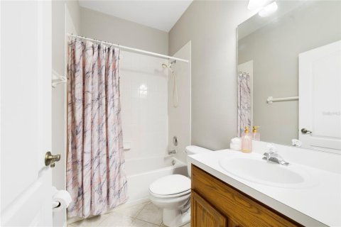 House in Orlando, Florida 4 bedrooms, 248.98 sq.m. № 2394443 - photo 24
