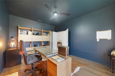 House in Orlando, Florida 4 bedrooms, 248.98 sq.m. № 2394443 - photo 27