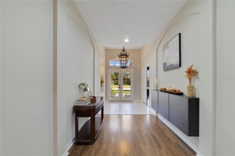 House in Orlando, Florida 4 bedrooms, 248.98 sq.m. № 2394443 - photo 4