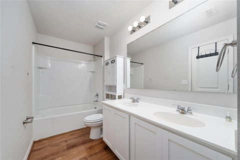 Casa en venta en Kissimmee, Florida, 4 dormitorios, 131.36 m2 № 2223662 - foto 15