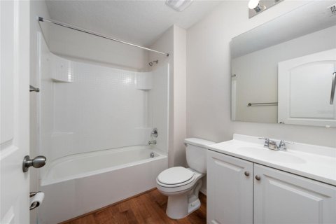 Casa en venta en Kissimmee, Florida, 4 dormitorios, 131.36 m2 № 2223662 - foto 21
