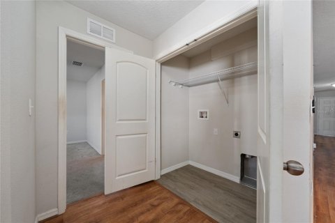Casa en venta en Kissimmee, Florida, 4 dormitorios, 131.36 m2 № 2223662 - foto 26