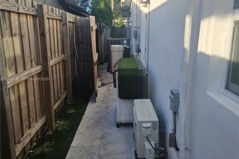 Immobilier commercial à louer à Miramar, Floride: 1 chambre, 37.16 m2 № 1992121 - photo 6