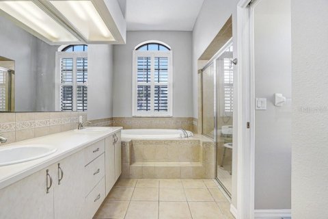 Casa en venta en Dade City, Florida, 5 dormitorios, 290.51 m2 № 2229444 - foto 25