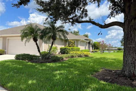 House in North Port, Florida 3 bedrooms, 137.22 sq.m. № 2213510 - photo 2
