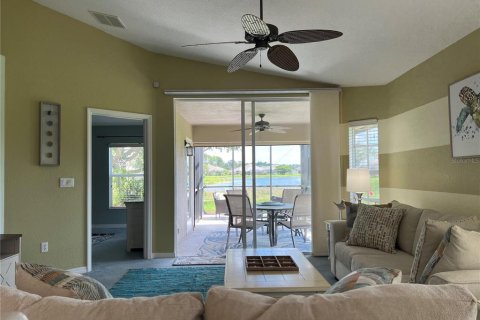 House in North Port, Florida 3 bedrooms, 137.22 sq.m. № 2213510 - photo 14