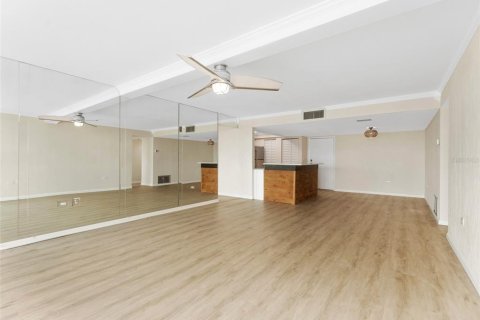 Condominio en alquiler en Treasure Island, Florida, 2 dormitorios, 121.52 m2 № 1826204 - foto 29