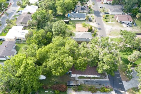 Commercial property in Daytona Beach, Florida 8 bedrooms, 198.07 sq.m. № 1886836 - photo 21