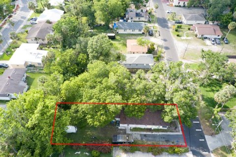 Commercial property in Daytona Beach, Florida 8 bedrooms, 198.07 sq.m. № 1886836 - photo 18