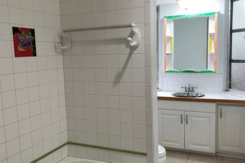 Appartement à louer à Sarasota, Floride: 2 chambres, 134.71 m2 № 2388595 - photo 10