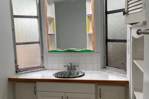 Appartement à louer à Sarasota, Floride: 2 chambres, 134.71 m2 № 2388595 - photo 9