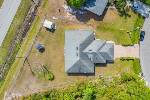 Propiedad comercial en venta en Poinciana, Florida, 5 dormitorios, 230.77 m2 № 2166399 - foto 4