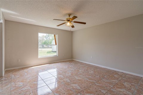 Propiedad comercial en venta en Poinciana, Florida, 5 dormitorios, 230.77 m2 № 2166399 - foto 12