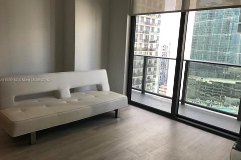 Condominio en alquiler en Miami, Florida, 1 dormitorio, 50.26 m2 № 1941637 - foto 2