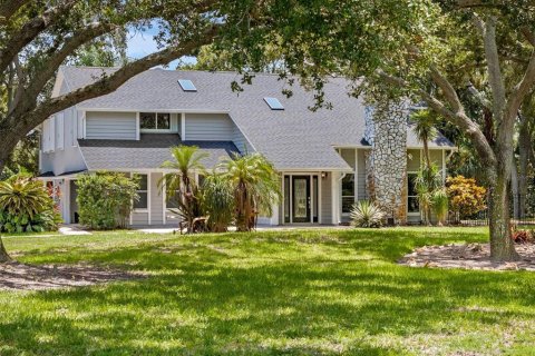 House in Merrit Island, Florida 4 bedrooms, 273.04 sq.m. № 1854066 - photo 2