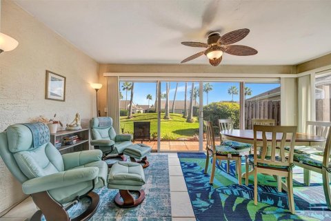 Condo in Palmetto, Florida, 3 bedrooms № 2116922 - photo 16