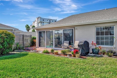 Condo in Palmetto, Florida, 3 bedrooms № 2116922 - photo 19