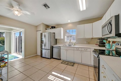 Condo in Palmetto, Florida, 3 bedrooms № 2116922 - photo 12