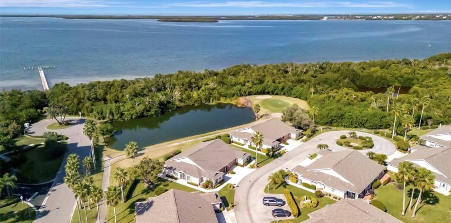 Condo in Palmetto, Florida, 3 bedrooms № 2116922