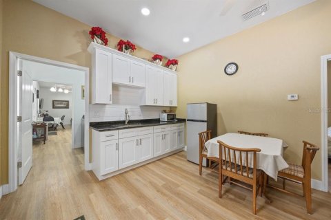 House in Brooksville, Florida 5 bedrooms, 362.32 sq.m. № 1751018 - photo 11