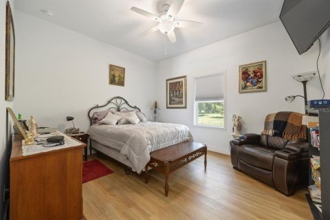 House in Brooksville, Florida 5 bedrooms, 362.32 sq.m. № 1751018 - photo 8