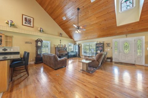 House in Brooksville, Florida 5 bedrooms, 362.32 sq.m. № 1751018 - photo 17