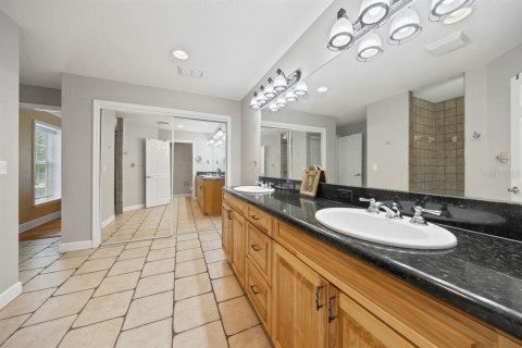 House in Brooksville, Florida 5 bedrooms, 362.32 sq.m. № 1751018 - photo 27