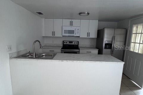 Adosado en alquiler en Orlando, Florida, 2 dormitorios, 124.3 m2 № 2150572 - foto 4