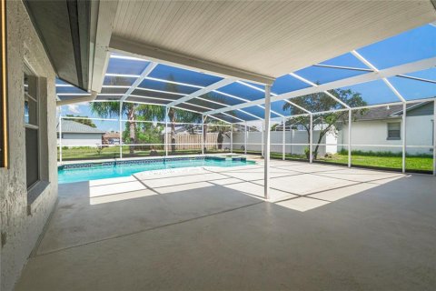 Casa en venta en Kissimmee, Florida, 4 dormitorios, 160.44 m2 № 2386176 - foto 24